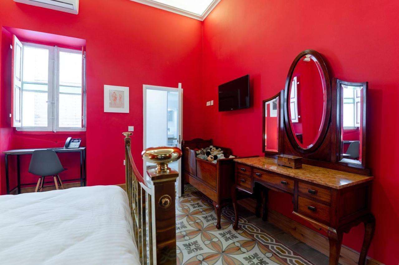 Monreal Boutique Townhouse - R024Rm4 Ξενοδοχείο Paola Εξωτερικό φωτογραφία